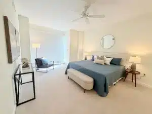 Bedroom in condo 556